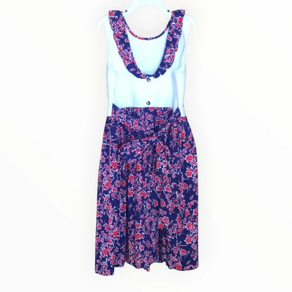 Oscar de la Renta close new